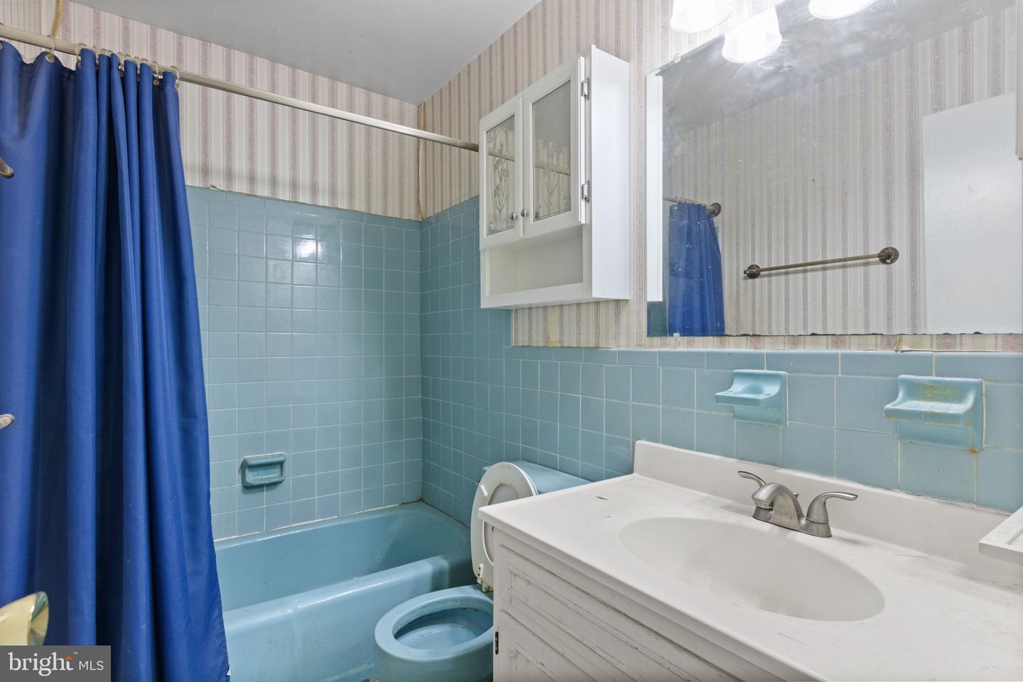 8011 LYNNFIELD DR, ALEXANDRIA, Virginia 22306, 5 Bedrooms Bedrooms, ,3 BathroomsBathrooms,Residential,For sale,8011 LYNNFIELD DR,VAFX2269724 MLS # VAFX2269724