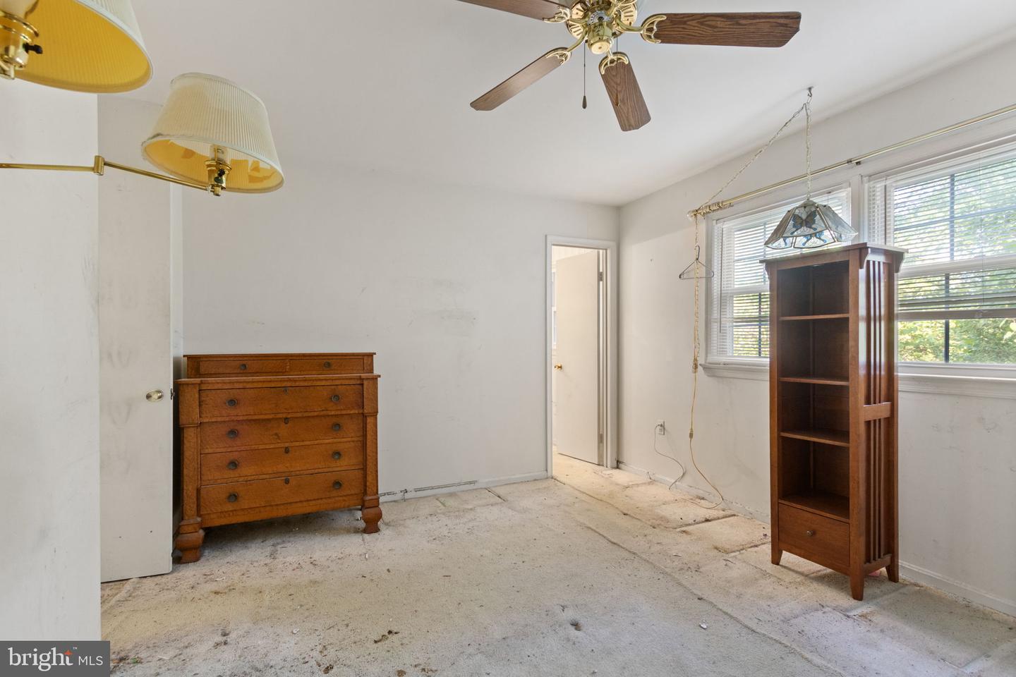8011 LYNNFIELD DR, ALEXANDRIA, Virginia 22306, 5 Bedrooms Bedrooms, ,3 BathroomsBathrooms,Residential,For sale,8011 LYNNFIELD DR,VAFX2269724 MLS # VAFX2269724