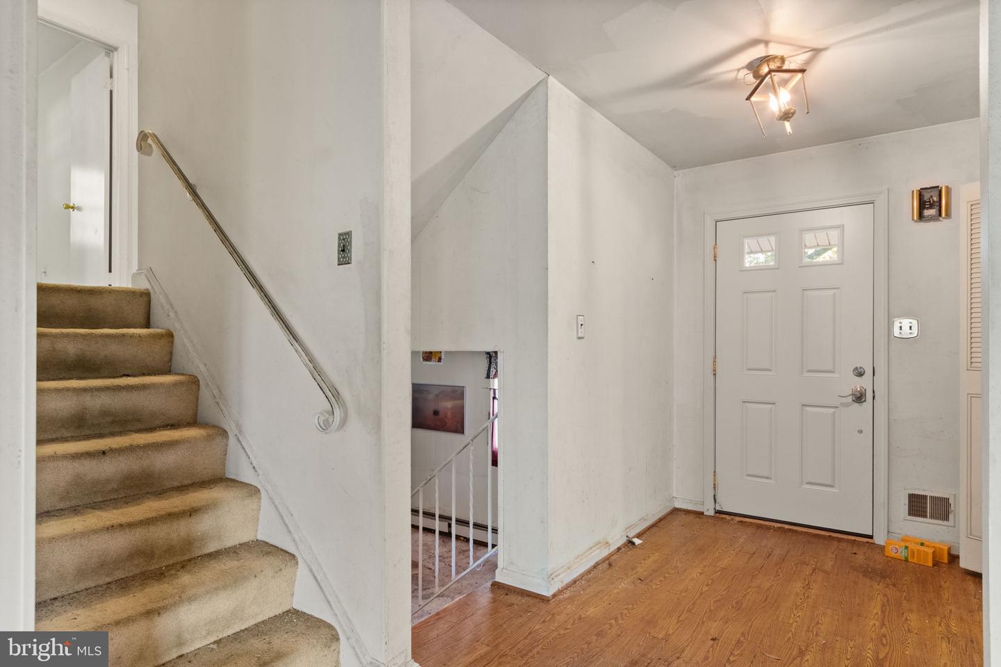 8011 LYNNFIELD DR, ALEXANDRIA, Virginia 22306, 5 Bedrooms Bedrooms, ,3 BathroomsBathrooms,Residential,For sale,8011 LYNNFIELD DR,VAFX2269724 MLS # VAFX2269724