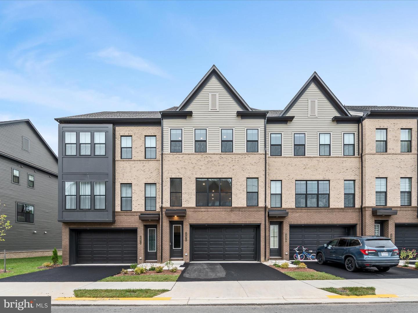 22976 COPPER TREE TER, ASHBURN, Virginia 20148, 3 Bedrooms Bedrooms, ,3 BathroomsBathrooms,Residential,For sale,22976 COPPER TREE TER,VALO2107848 MLS # VALO2107848
