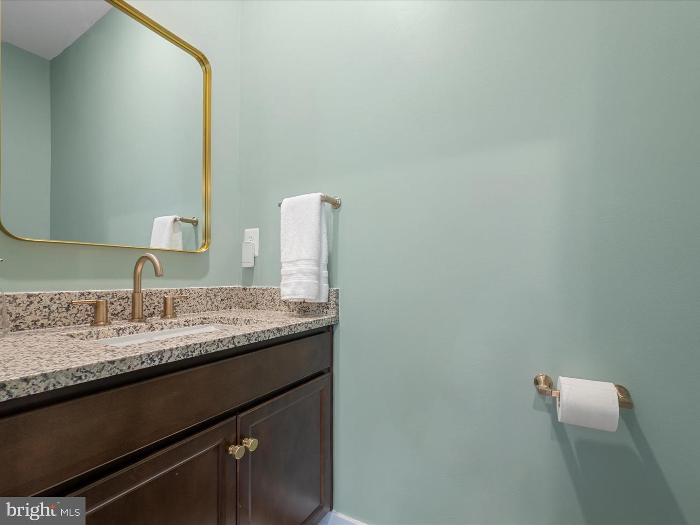 22976 COPPER TREE TER, ASHBURN, Virginia 20148, 3 Bedrooms Bedrooms, ,3 BathroomsBathrooms,Residential,For sale,22976 COPPER TREE TER,VALO2107848 MLS # VALO2107848