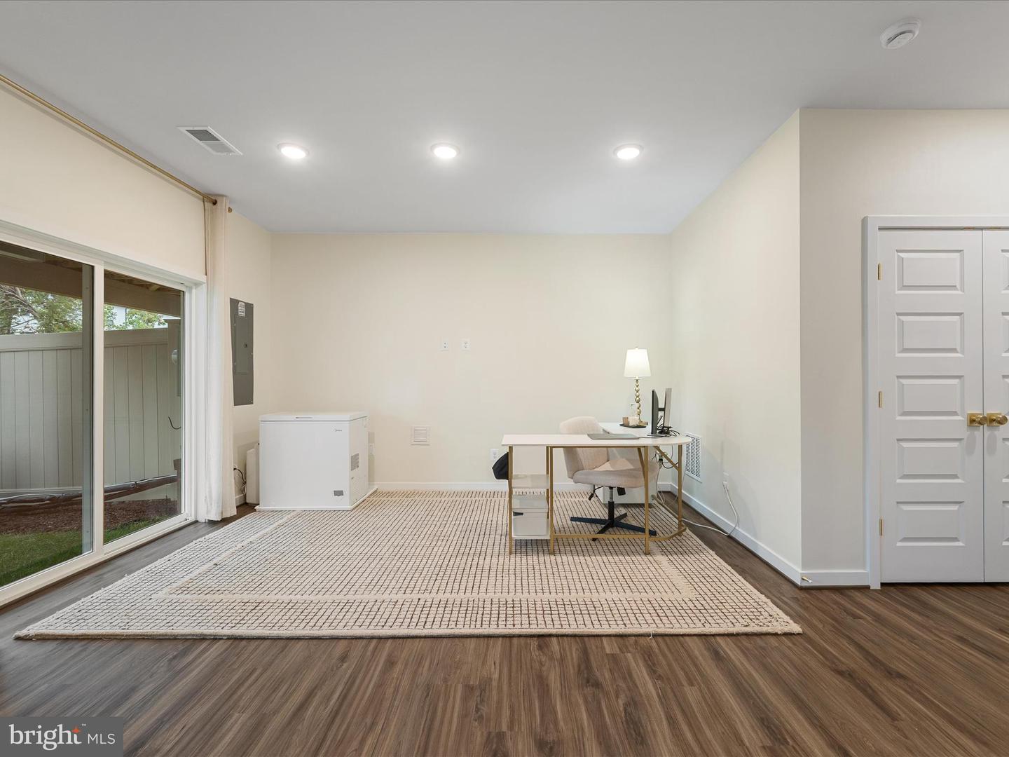 22976 COPPER TREE TER, ASHBURN, Virginia 20148, 3 Bedrooms Bedrooms, ,3 BathroomsBathrooms,Residential,For sale,22976 COPPER TREE TER,VALO2107848 MLS # VALO2107848