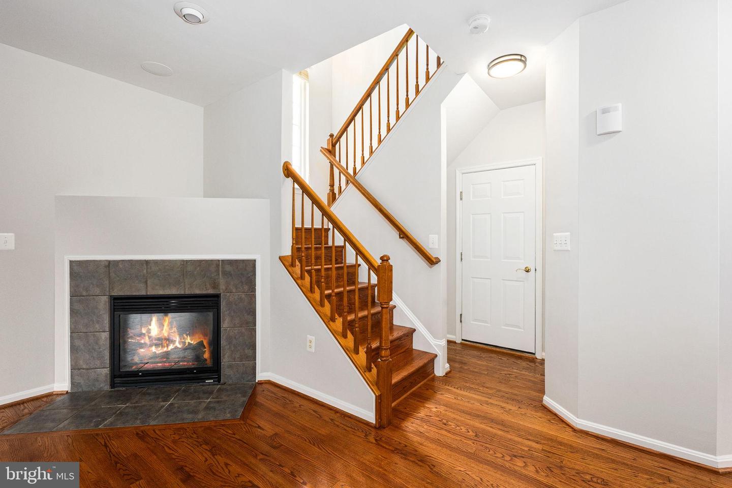 6040 ALDERDALE PL, HAYMARKET, Virginia 20169, 4 Bedrooms Bedrooms, 8 Rooms Rooms,3 BathroomsBathrooms,Residential,For sale,6040 ALDERDALE PL,VAPW2105096 MLS # VAPW2105096