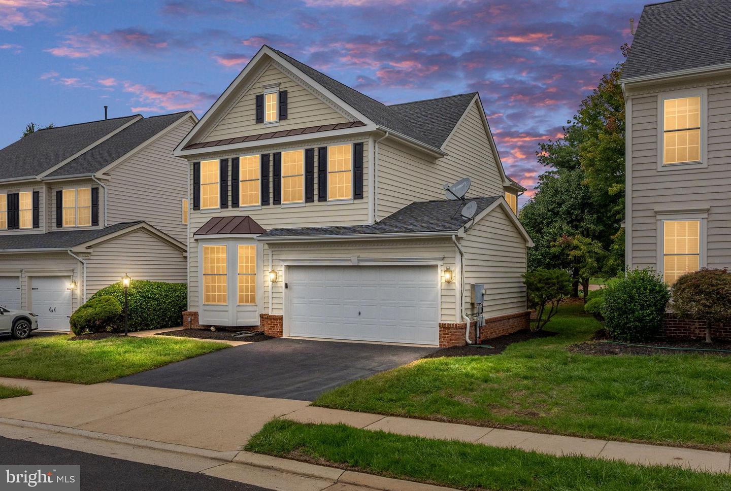 6040 ALDERDALE PL, HAYMARKET, Virginia 20169, 4 Bedrooms Bedrooms, 8 Rooms Rooms,3 BathroomsBathrooms,Residential,For sale,6040 ALDERDALE PL,VAPW2105096 MLS # VAPW2105096