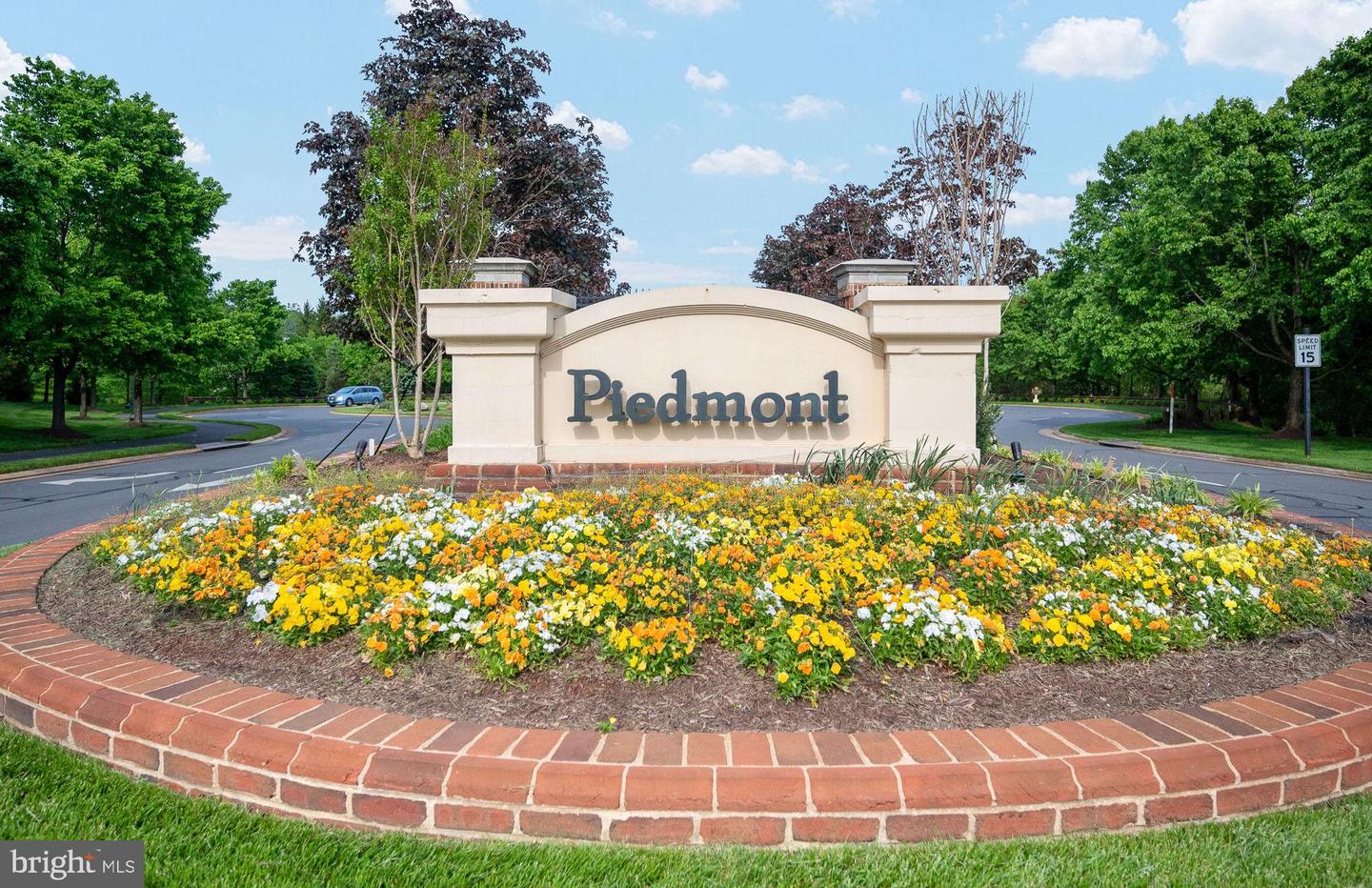 6040 ALDERDALE PL, HAYMARKET, Virginia 20169, 4 Bedrooms Bedrooms, 8 Rooms Rooms,3 BathroomsBathrooms,Residential,For sale,6040 ALDERDALE PL,VAPW2105096 MLS # VAPW2105096