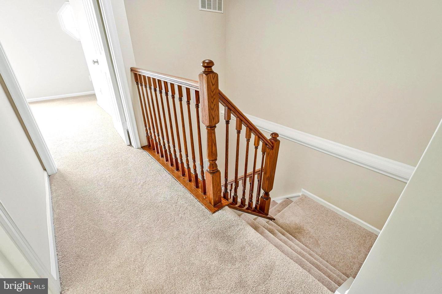 21921 MYRTLEWOOD SQ, STERLING, Virginia 20164, 3 Bedrooms Bedrooms, ,2 BathroomsBathrooms,Residential,For sale,21921 MYRTLEWOOD SQ,VALO2107758 MLS # VALO2107758