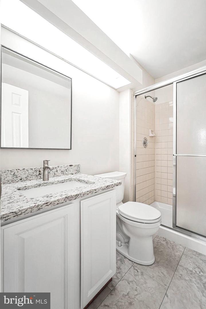 21921 MYRTLEWOOD SQ, STERLING, Virginia 20164, 3 Bedrooms Bedrooms, ,2 BathroomsBathrooms,Residential,For sale,21921 MYRTLEWOOD SQ,VALO2107758 MLS # VALO2107758