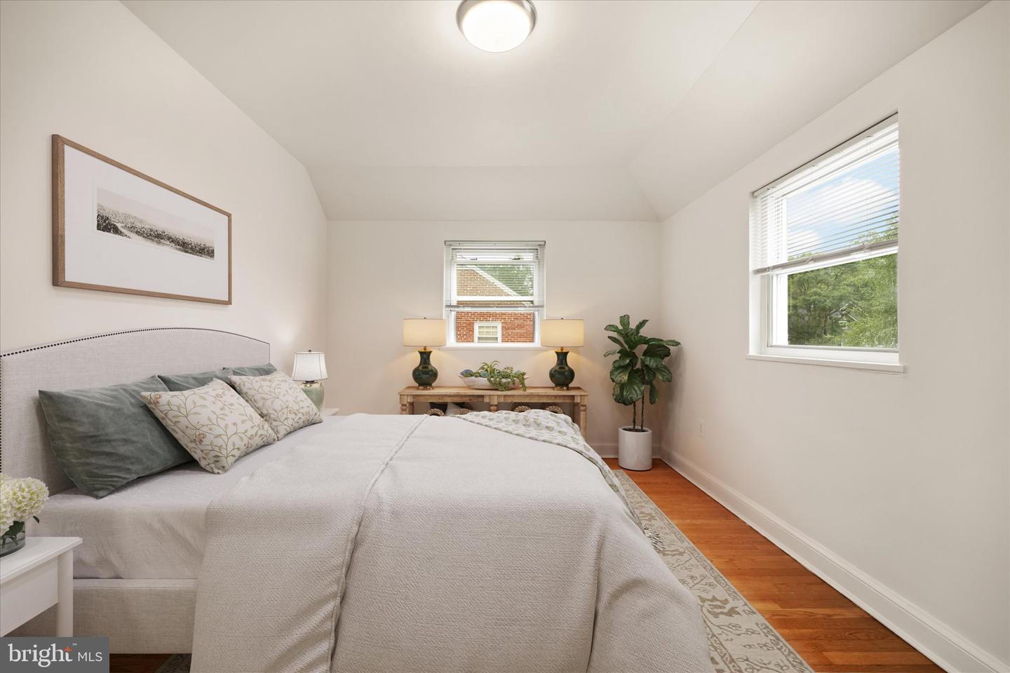 143 N ABINGDON ST, ARLINGTON, Virginia 22203, 3 Bedrooms Bedrooms, ,2 BathroomsBathrooms,Residential,For sale,143 N ABINGDON ST,VAAR2064242 MLS # VAAR2064242