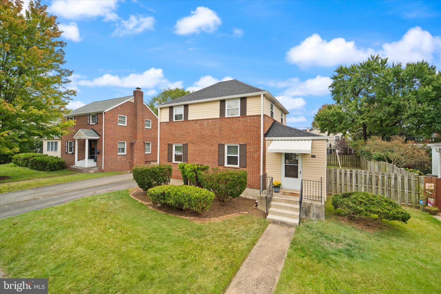 143 N ABINGDON ST, ARLINGTON, Virginia 22203, 3 Bedrooms Bedrooms, ,2 BathroomsBathrooms,Residential,For sale,143 N ABINGDON ST,VAAR2064242 MLS # VAAR2064242
