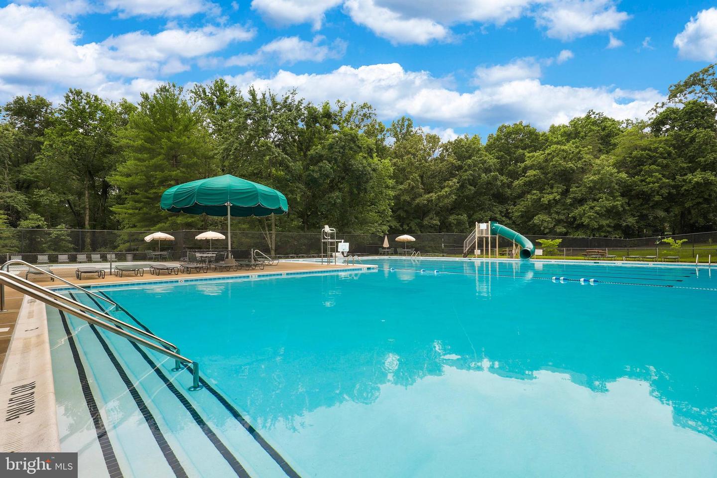 5837 COVE LANDING RD #101, BURKE, Virginia 22015, 2 Bedrooms Bedrooms, ,2 BathroomsBathrooms,Residential,For sale,5837 COVE LANDING RD #101,VAFX2269650 MLS # VAFX2269650