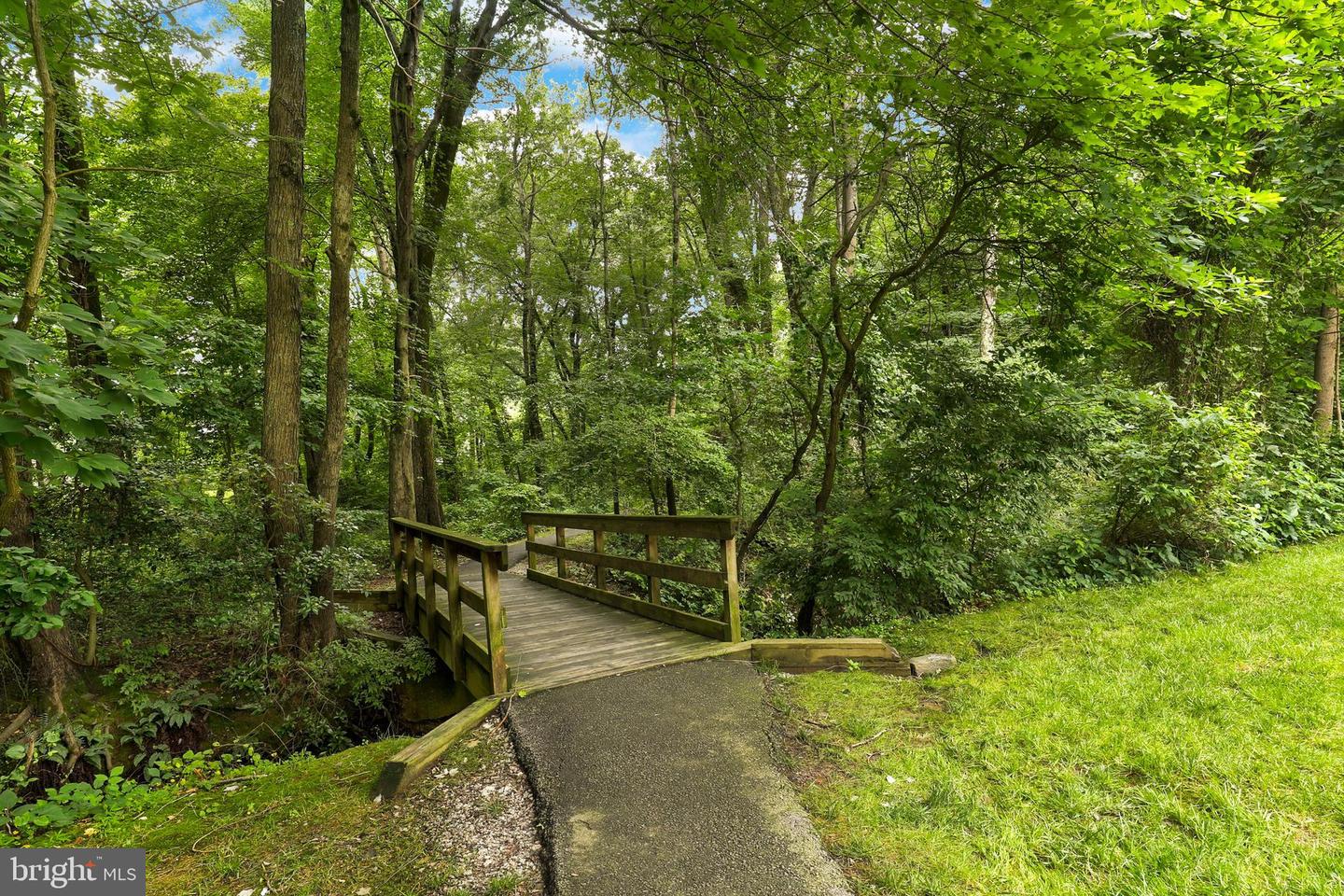 5837 COVE LANDING RD #101, BURKE, Virginia 22015, 2 Bedrooms Bedrooms, ,2 BathroomsBathrooms,Residential,For sale,5837 COVE LANDING RD #101,VAFX2269650 MLS # VAFX2269650