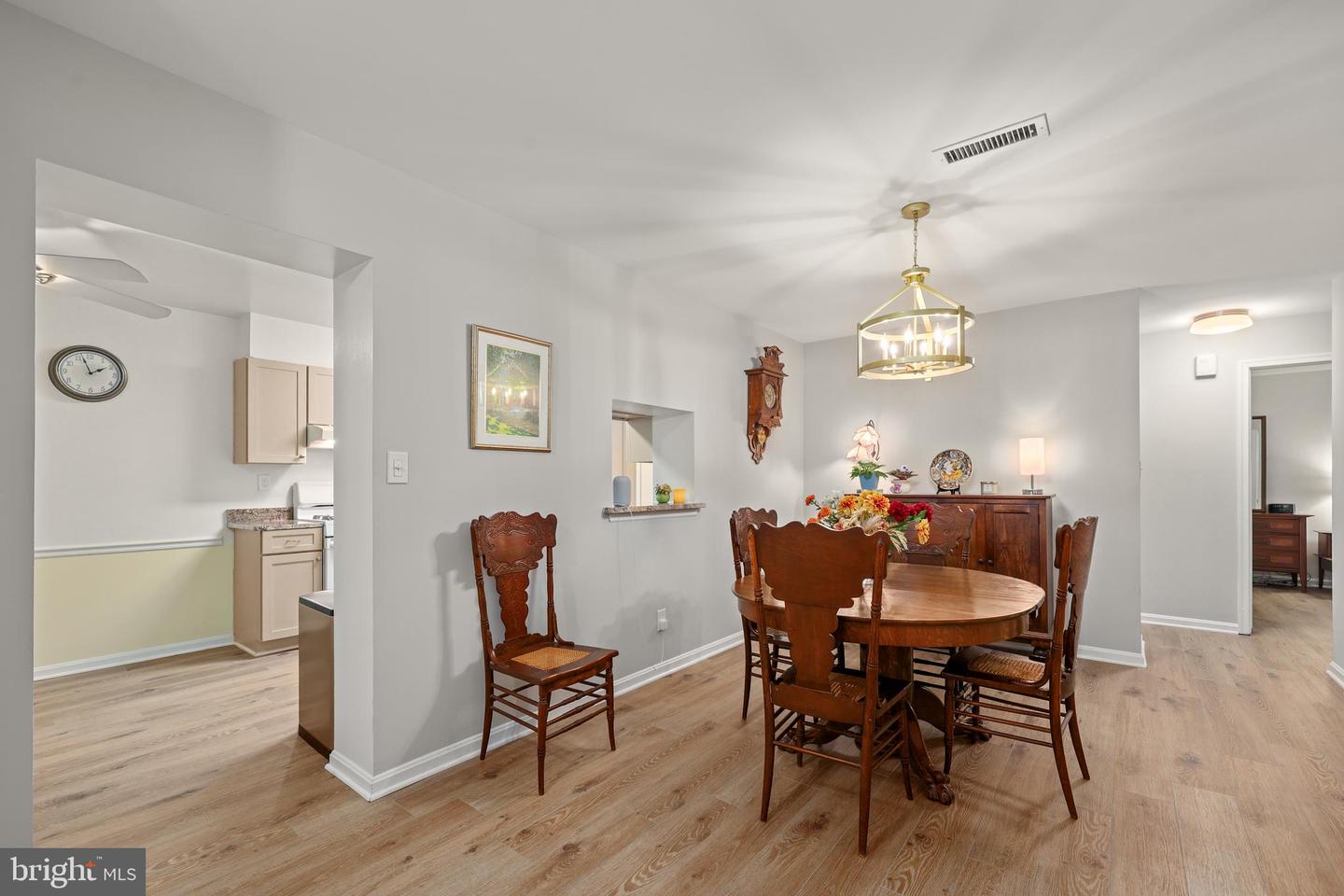 5837 COVE LANDING RD #101, BURKE, Virginia 22015, 2 Bedrooms Bedrooms, ,2 BathroomsBathrooms,Residential,For sale,5837 COVE LANDING RD #101,VAFX2269650 MLS # VAFX2269650