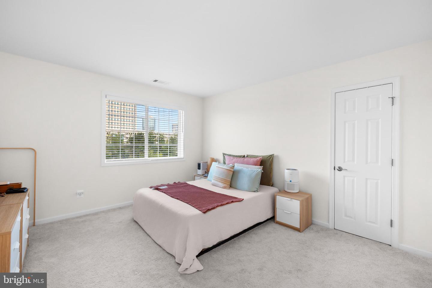 1637 N VAN DORN ST, ALEXANDRIA, Virginia 22304, 2 Bedrooms Bedrooms, ,1 BathroomBathrooms,Residential,For sale,1637 N VAN DORN ST,VAAX2050280 MLS # VAAX2050280