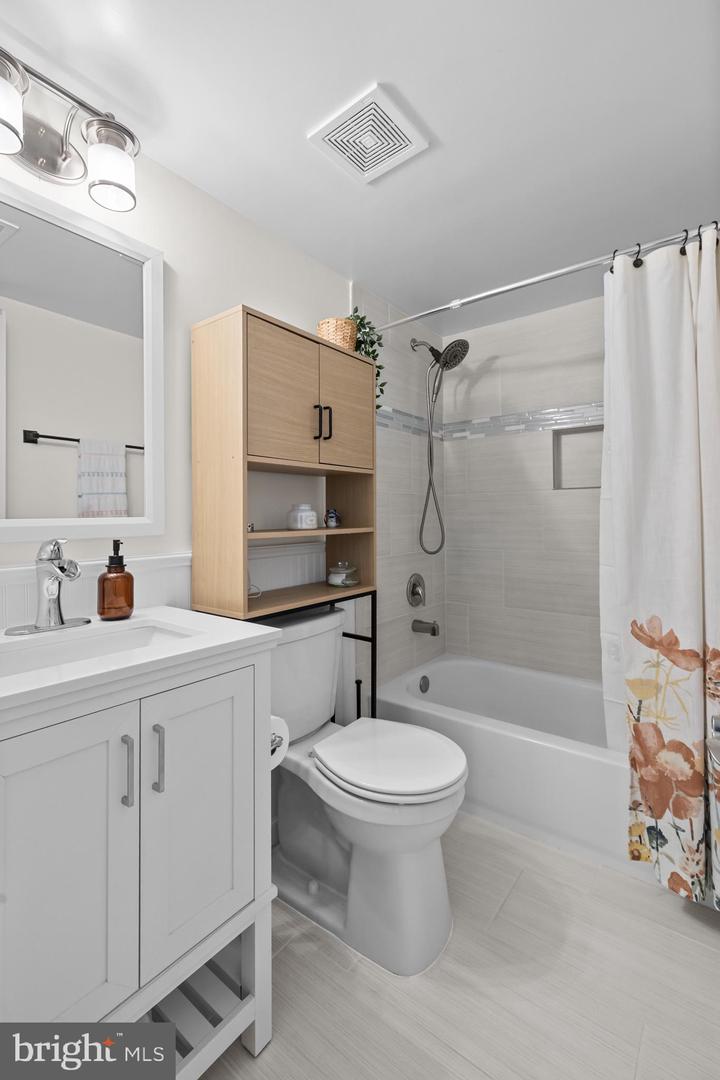 1637 N VAN DORN ST, ALEXANDRIA, Virginia 22304, 2 Bedrooms Bedrooms, ,1 BathroomBathrooms,Residential,For sale,1637 N VAN DORN ST,VAAX2050280 MLS # VAAX2050280