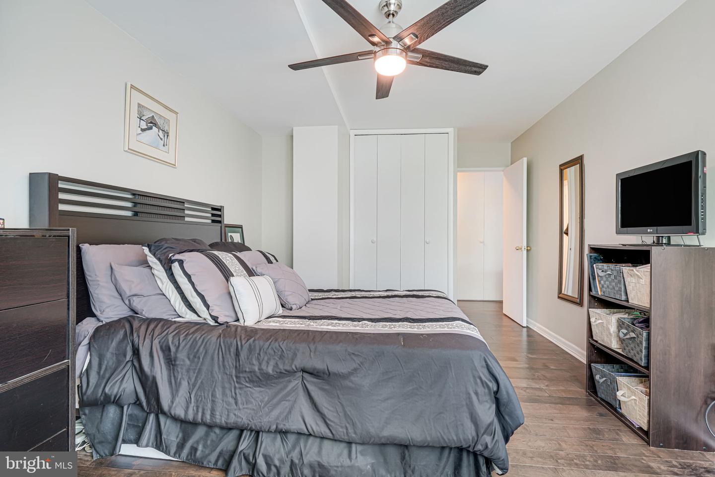 1545 18TH ST NW #411, WASHINGTON, District Of Columbia 20036, 1 Bedroom Bedrooms, ,1 BathroomBathrooms,Residential,For sale,1545 18TH ST NW #411,DCDC2224600 MLS # DCDC2224600