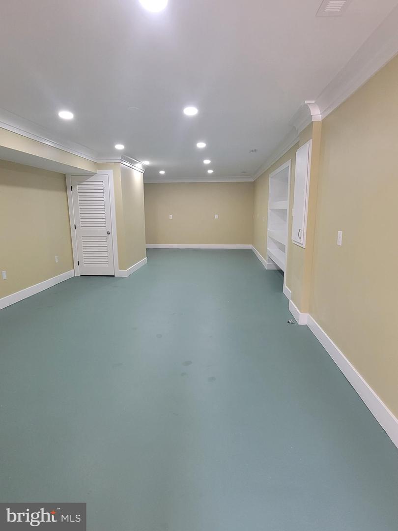 9207 ENTERPRISE CT #A, MANASSAS PARK, Virginia 20111, ,Land,For sale,9207 ENTERPRISE CT #A,VAMP2003364 MLS # VAMP2003364
