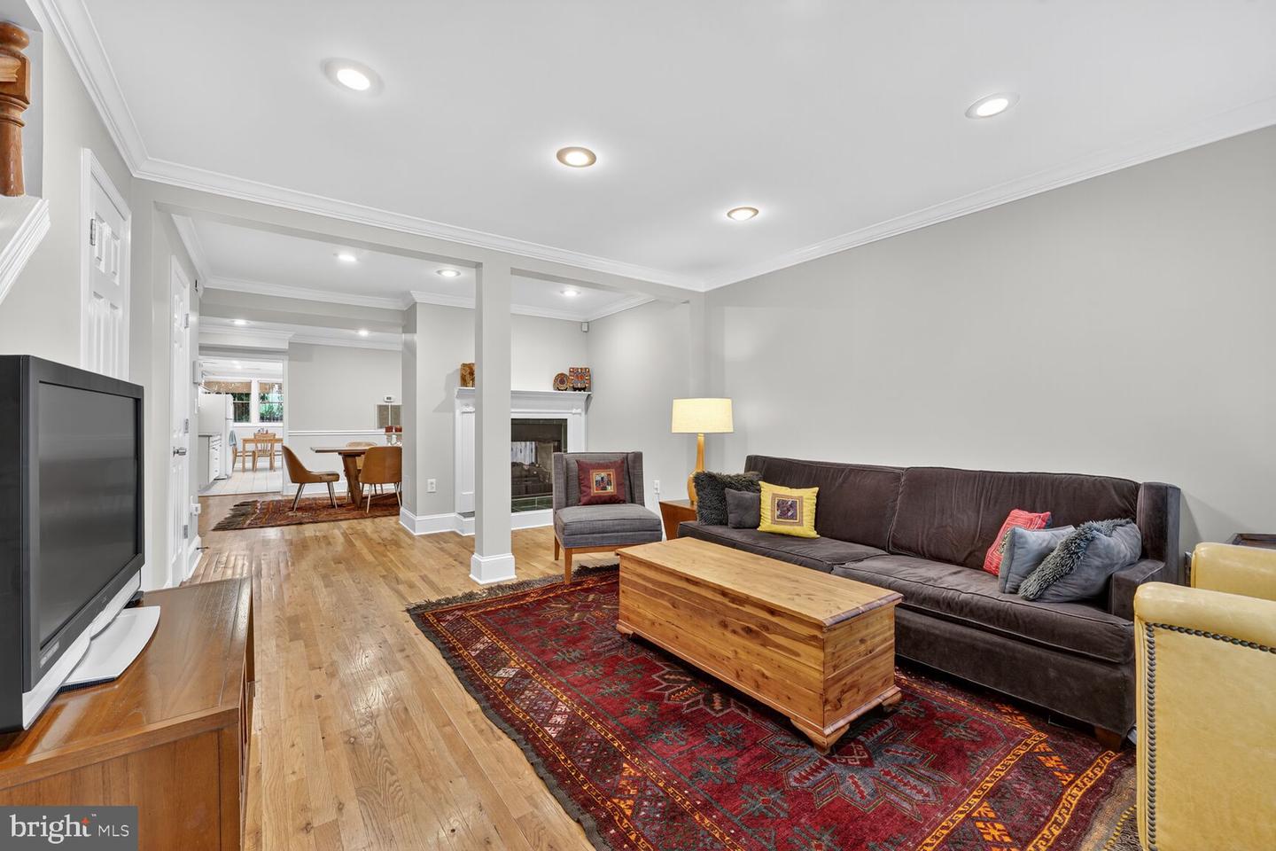 2261 12TH ST NW, WASHINGTON, District Of Columbia 20009, 3 Bedrooms Bedrooms, ,2 BathroomsBathrooms,Residential,For sale,2261 12TH ST NW,DCDC2224616 MLS # DCDC2224616