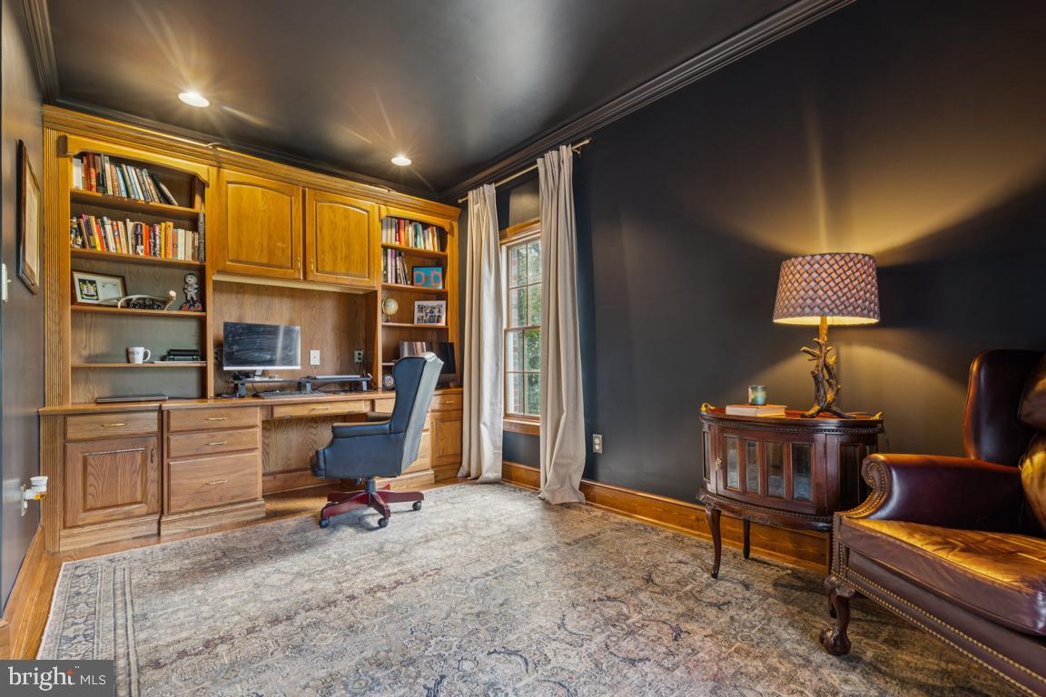 7819 WELLINGTON DR, WARRENTON, Virginia 20186, 5 Bedrooms Bedrooms, ,4 BathroomsBathrooms,Residential,For sale,7819 WELLINGTON DR,VAFQ2018508 MLS # VAFQ2018508