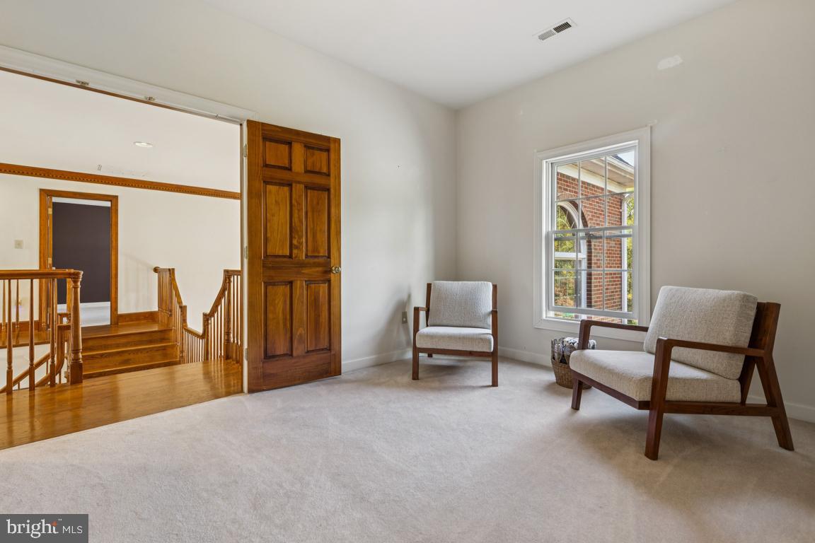 7819 WELLINGTON DR, WARRENTON, Virginia 20186, 5 Bedrooms Bedrooms, ,4 BathroomsBathrooms,Residential,For sale,7819 WELLINGTON DR,VAFQ2018508 MLS # VAFQ2018508