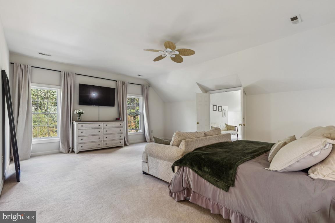 7819 WELLINGTON DR, WARRENTON, Virginia 20186, 5 Bedrooms Bedrooms, ,4 BathroomsBathrooms,Residential,For sale,7819 WELLINGTON DR,VAFQ2018508 MLS # VAFQ2018508