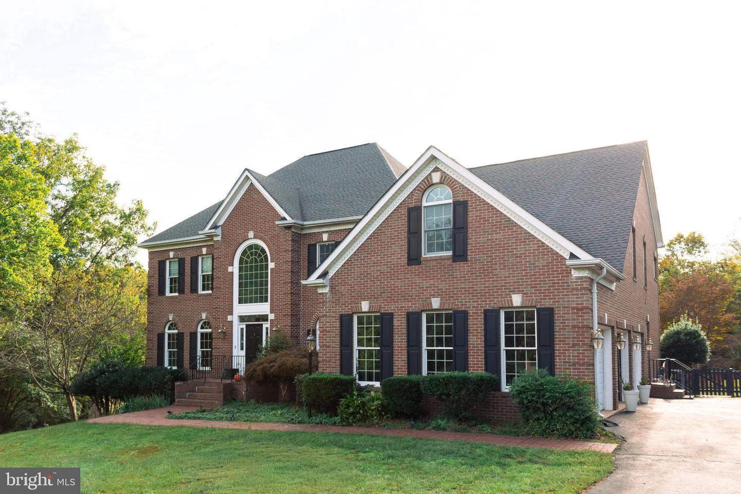 7819 WELLINGTON DR, WARRENTON, Virginia 20186, 5 Bedrooms Bedrooms, ,4 BathroomsBathrooms,Residential,For sale,7819 WELLINGTON DR,VAFQ2018508 MLS # VAFQ2018508