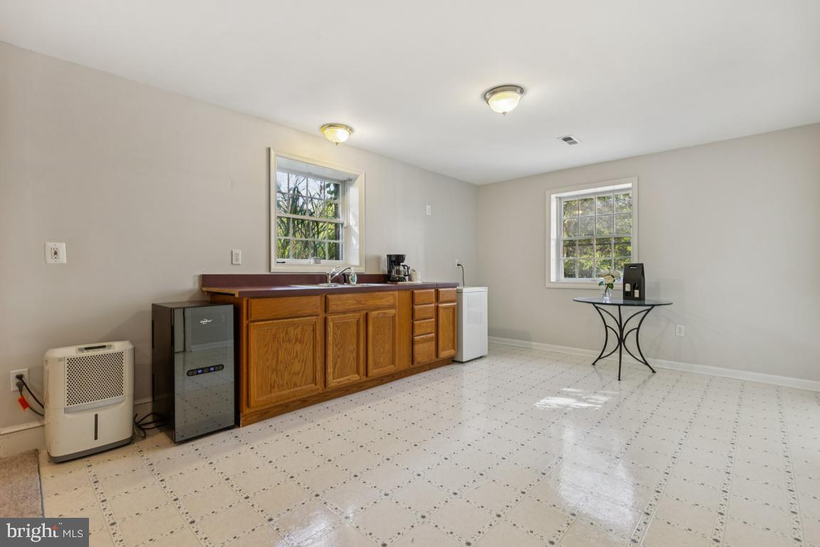 7819 WELLINGTON DR, WARRENTON, Virginia 20186, 5 Bedrooms Bedrooms, ,4 BathroomsBathrooms,Residential,For sale,7819 WELLINGTON DR,VAFQ2018508 MLS # VAFQ2018508