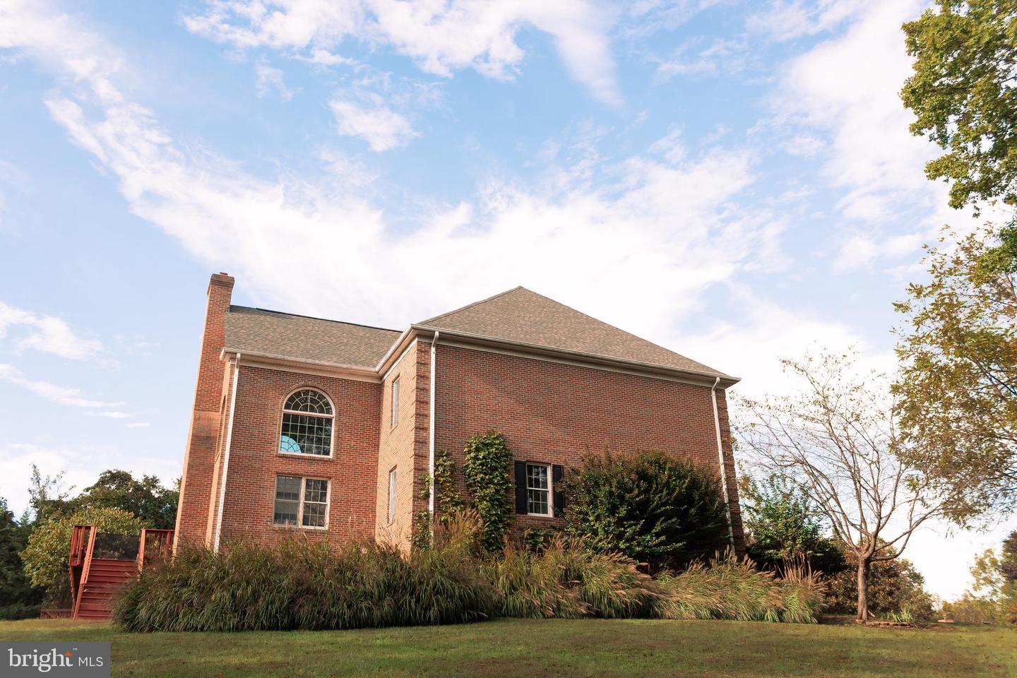 7819 WELLINGTON DR, WARRENTON, Virginia 20186, 5 Bedrooms Bedrooms, ,4 BathroomsBathrooms,Residential,For sale,7819 WELLINGTON DR,VAFQ2018508 MLS # VAFQ2018508