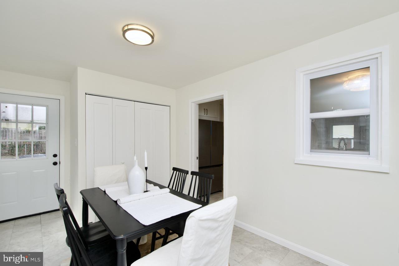 2415 FAIRHAVEN AVE, ALEXANDRIA, Virginia 22303, 4 Bedrooms Bedrooms, ,2 BathroomsBathrooms,Residential,For sale,2415 FAIRHAVEN AVE,VAFX2269740 MLS # VAFX2269740