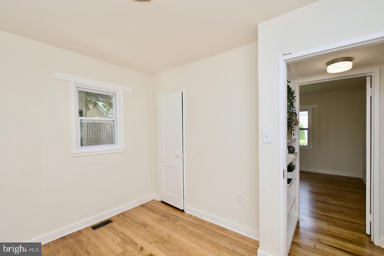 2415 FAIRHAVEN AVE, ALEXANDRIA, Virginia 22303, 4 Bedrooms Bedrooms, ,2 BathroomsBathrooms,Residential,For sale,2415 FAIRHAVEN AVE,VAFX2269740 MLS # VAFX2269740