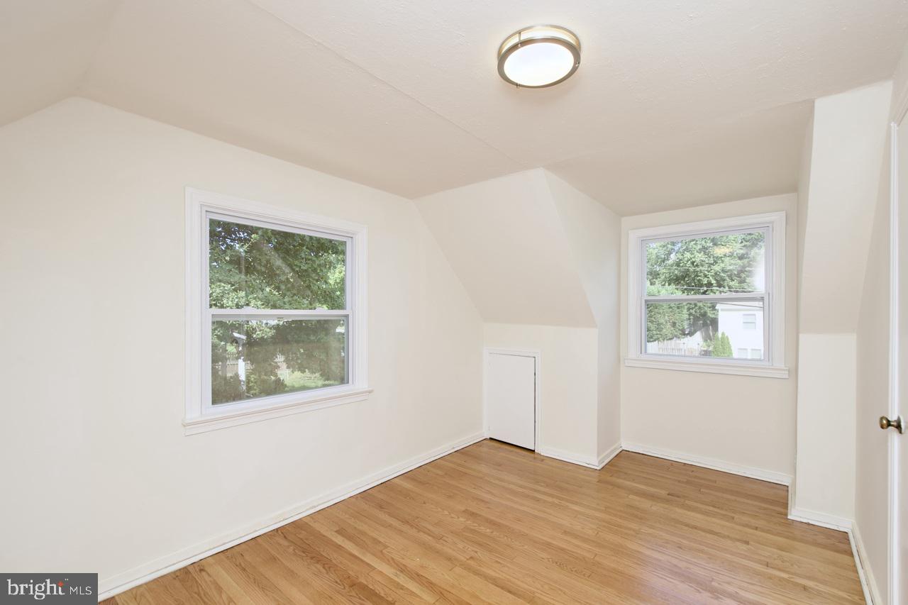 2415 FAIRHAVEN AVE, ALEXANDRIA, Virginia 22303, 4 Bedrooms Bedrooms, ,2 BathroomsBathrooms,Residential,For sale,2415 FAIRHAVEN AVE,VAFX2269740 MLS # VAFX2269740