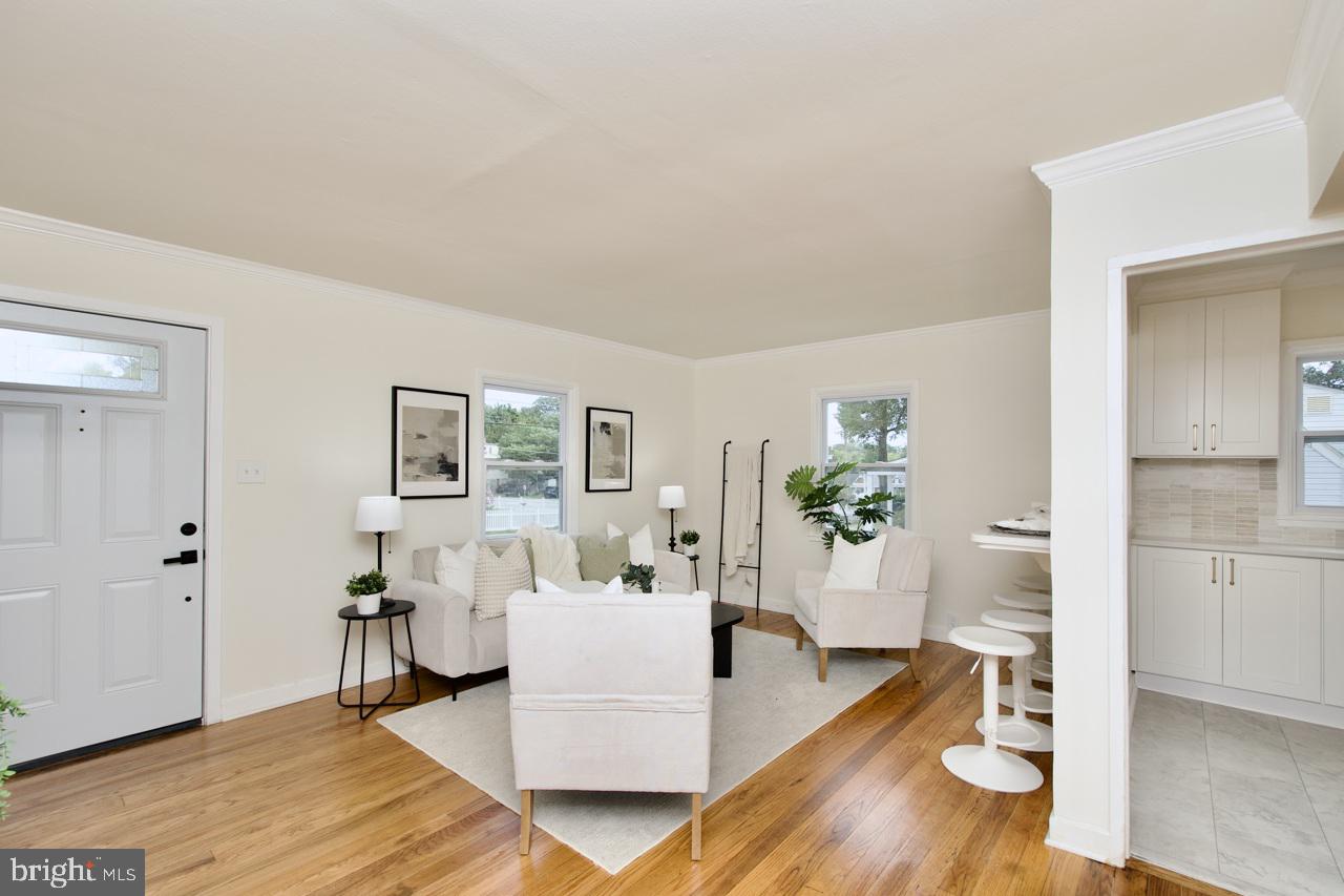 2415 FAIRHAVEN AVE, ALEXANDRIA, Virginia 22303, 4 Bedrooms Bedrooms, ,2 BathroomsBathrooms,Residential,For sale,2415 FAIRHAVEN AVE,VAFX2269740 MLS # VAFX2269740
