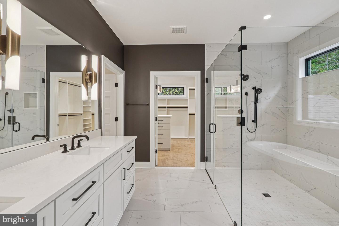 5224 TRUNNION TRL, WOODBRIDGE, Virginia 22192, 5 Bedrooms Bedrooms, ,4 BathroomsBathrooms,Residential,For sale,5224 TRUNNION TRL,VAPW2104924 MLS # VAPW2104924