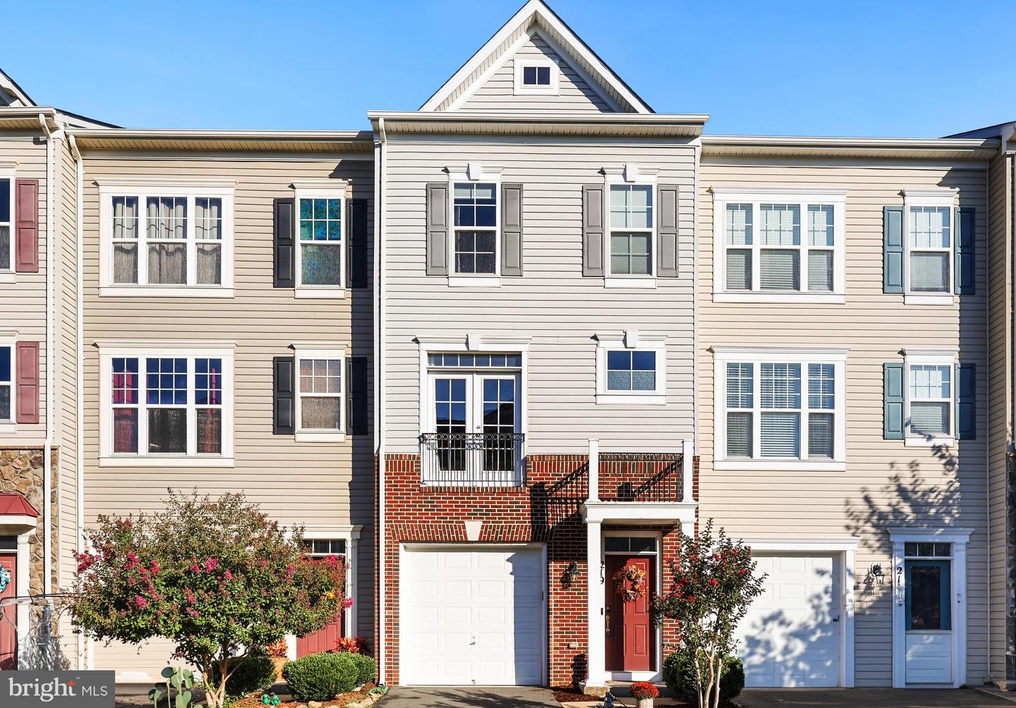 219 MILES HAWK TER, PURCELLVILLE, Virginia 20132, 2 Bedrooms Bedrooms, ,3 BathroomsBathrooms,Residential,For sale,219 MILES HAWK TER,VALO2107822 MLS # VALO2107822