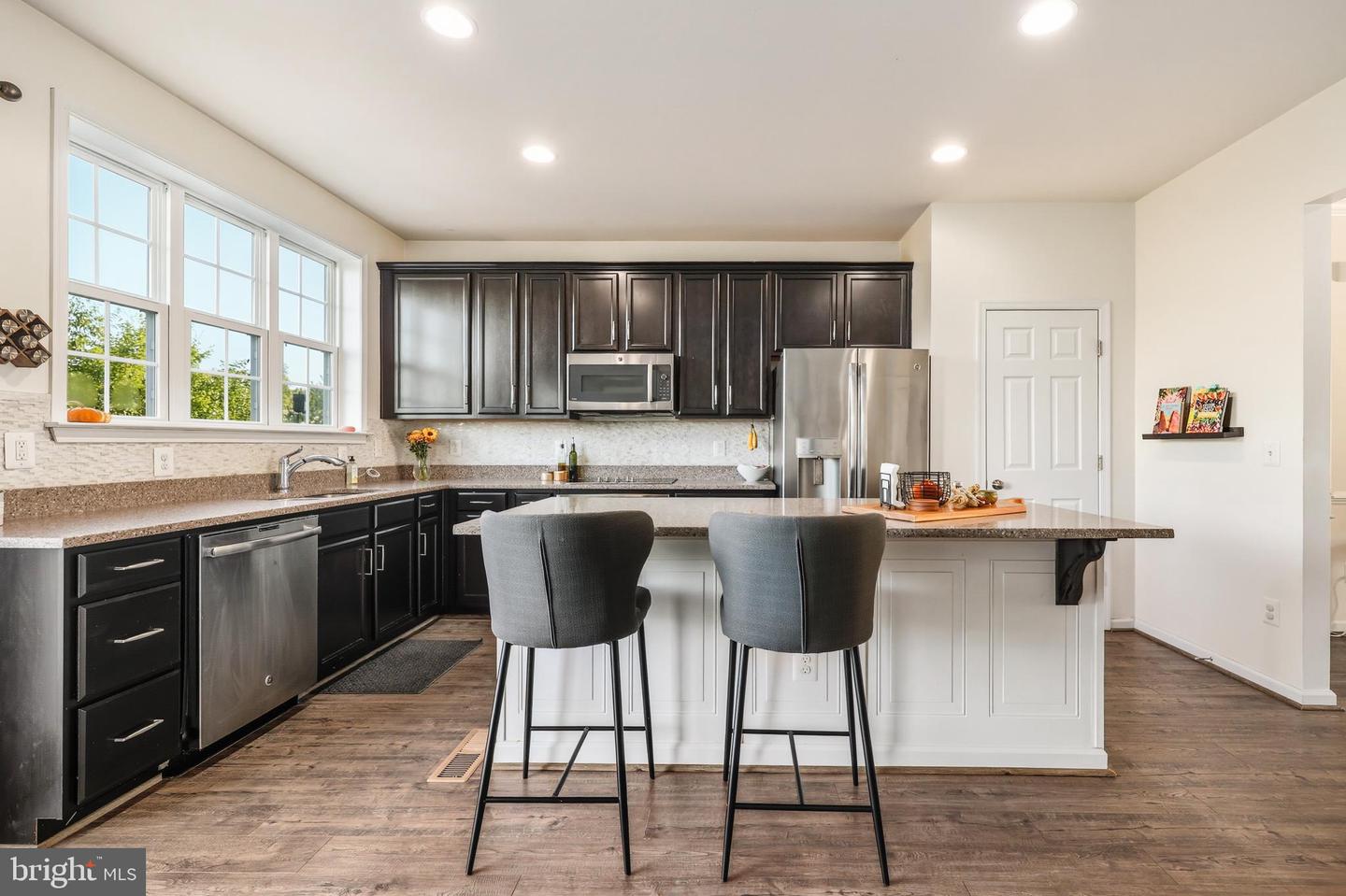 219 MILES HAWK TER, PURCELLVILLE, Virginia 20132, 2 Bedrooms Bedrooms, ,3 BathroomsBathrooms,Residential,For sale,219 MILES HAWK TER,VALO2107822 MLS # VALO2107822