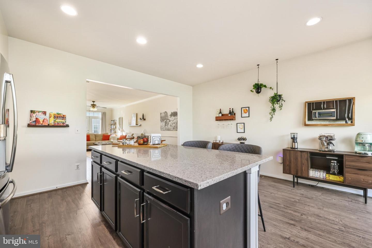 219 MILES HAWK TER, PURCELLVILLE, Virginia 20132, 2 Bedrooms Bedrooms, ,3 BathroomsBathrooms,Residential,For sale,219 MILES HAWK TER,VALO2107822 MLS # VALO2107822