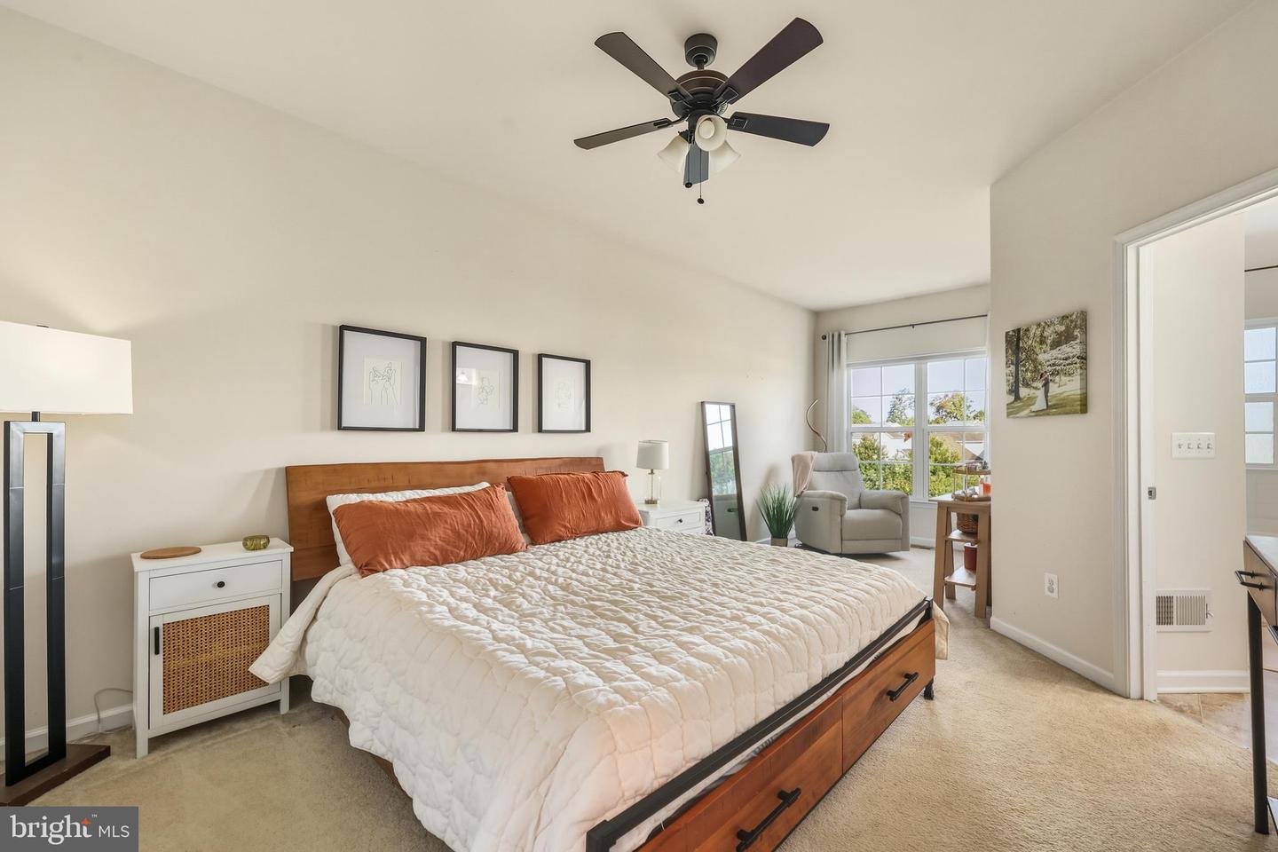 219 MILES HAWK TER, PURCELLVILLE, Virginia 20132, 2 Bedrooms Bedrooms, ,3 BathroomsBathrooms,Residential,For sale,219 MILES HAWK TER,VALO2107822 MLS # VALO2107822