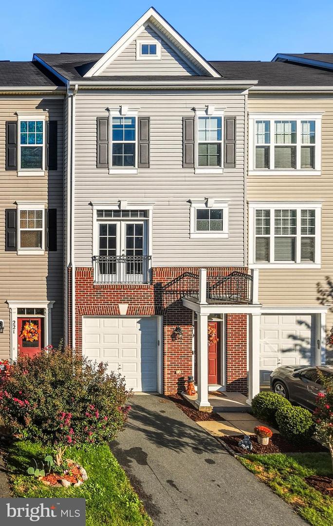 219 MILES HAWK TER, PURCELLVILLE, Virginia 20132, 2 Bedrooms Bedrooms, ,3 BathroomsBathrooms,Residential,For sale,219 MILES HAWK TER,VALO2107822 MLS # VALO2107822