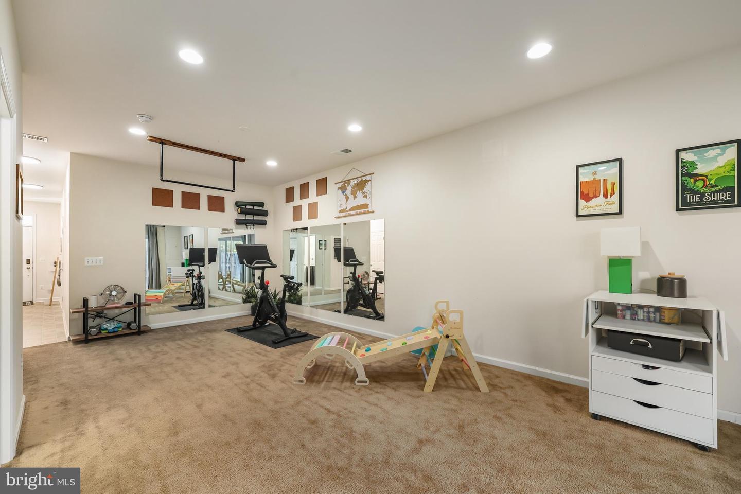 219 MILES HAWK TER, PURCELLVILLE, Virginia 20132, 2 Bedrooms Bedrooms, ,3 BathroomsBathrooms,Residential,For sale,219 MILES HAWK TER,VALO2107822 MLS # VALO2107822