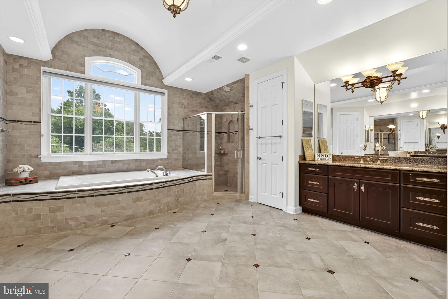 6623 LOCUST WAY, ANNANDALE, Virginia 22003, 7 Bedrooms Bedrooms, ,5 BathroomsBathrooms,Residential,For sale,6623 LOCUST WAY,VAFX2269882 MLS # VAFX2269882