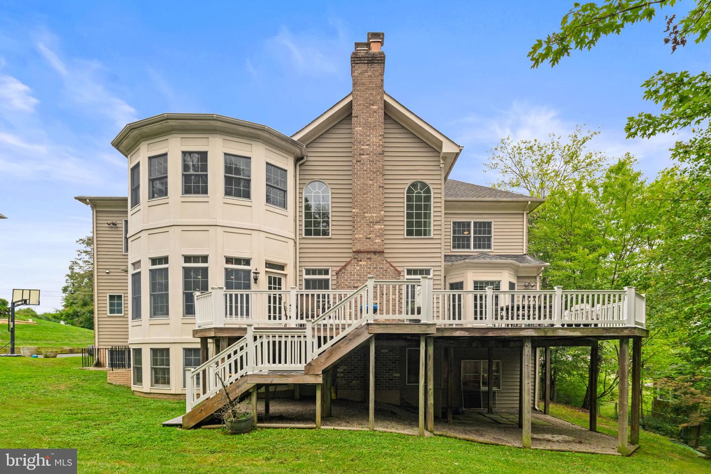 6623 LOCUST WAY, ANNANDALE, Virginia 22003, 7 Bedrooms Bedrooms, ,5 BathroomsBathrooms,Residential,For sale,6623 LOCUST WAY,VAFX2269882 MLS # VAFX2269882