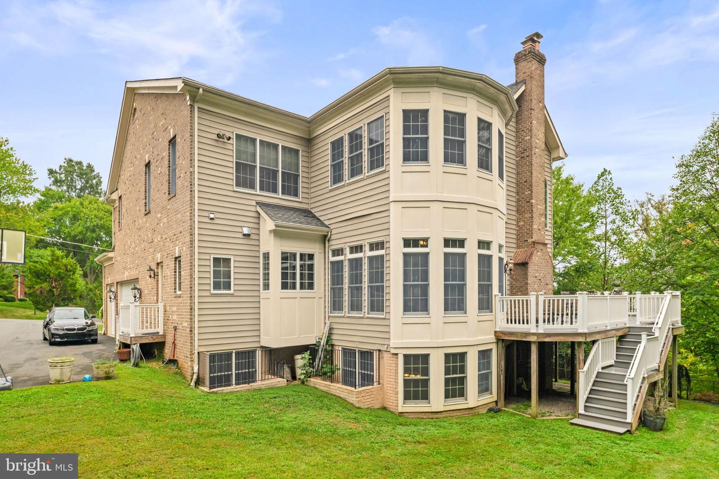 6623 LOCUST WAY, ANNANDALE, Virginia 22003, 7 Bedrooms Bedrooms, ,5 BathroomsBathrooms,Residential,For sale,6623 LOCUST WAY,VAFX2269882 MLS # VAFX2269882