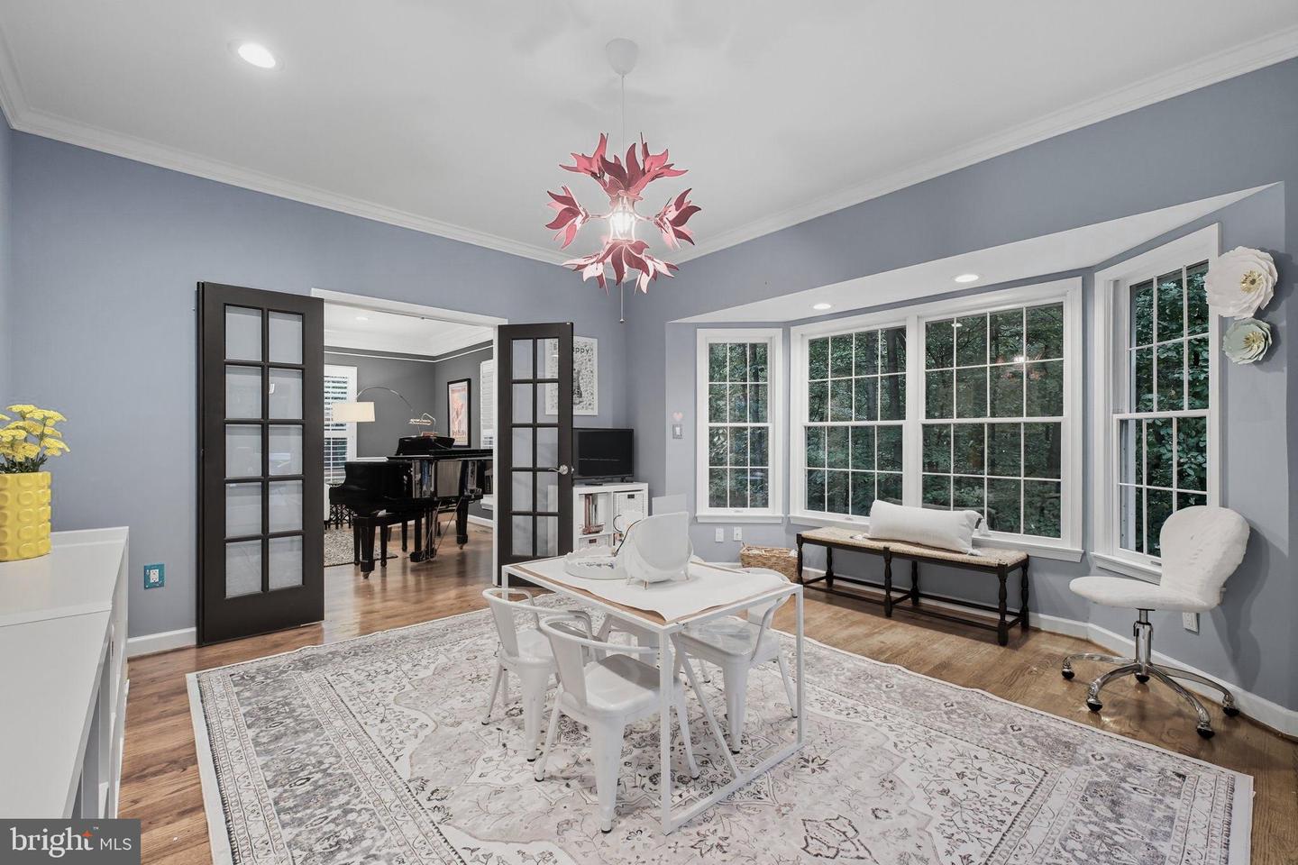 9217 JEFFERY RD, GREAT FALLS, Virginia 22066, 5 Bedrooms Bedrooms, ,4 BathroomsBathrooms,Residential,For sale,9217 JEFFERY RD,VAFX2269912 MLS # VAFX2269912