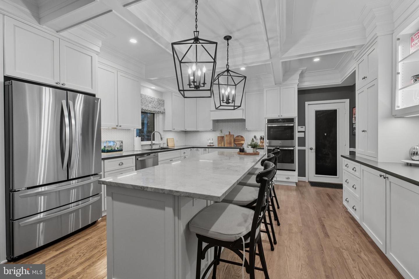 9217 JEFFERY RD, GREAT FALLS, Virginia 22066, 5 Bedrooms Bedrooms, ,4 BathroomsBathrooms,Residential,For sale,9217 JEFFERY RD,VAFX2269912 MLS # VAFX2269912