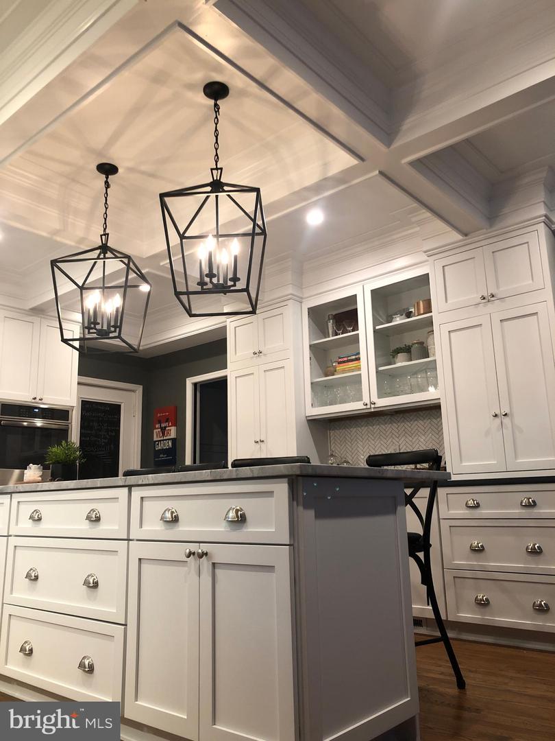 9217 JEFFERY RD, GREAT FALLS, Virginia 22066, 5 Bedrooms Bedrooms, ,4 BathroomsBathrooms,Residential,For sale,9217 JEFFERY RD,VAFX2269912 MLS # VAFX2269912