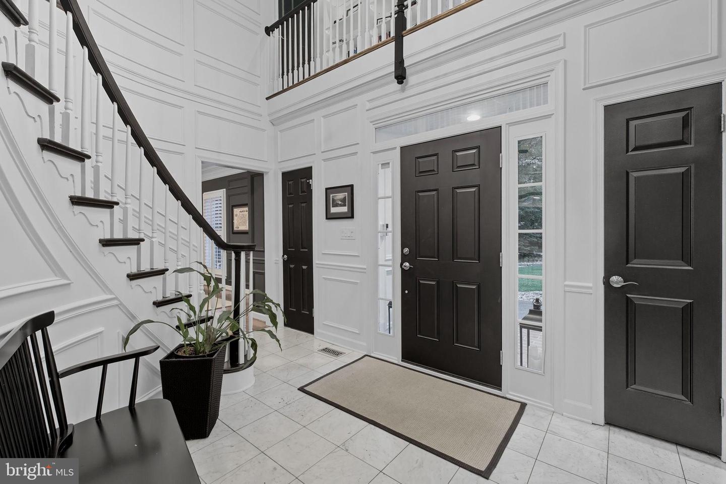 9217 JEFFERY RD, GREAT FALLS, Virginia 22066, 5 Bedrooms Bedrooms, ,4 BathroomsBathrooms,Residential,For sale,9217 JEFFERY RD,VAFX2269912 MLS # VAFX2269912