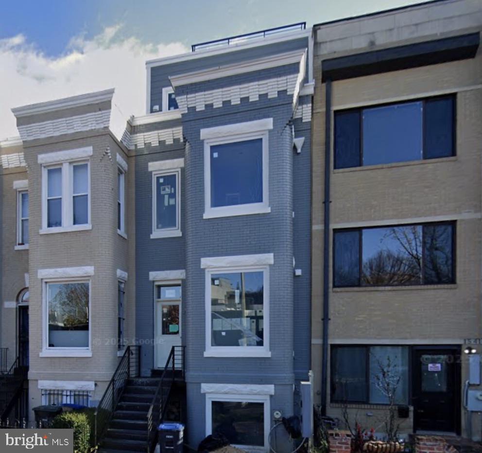 1545 4TH ST NW, WASHINGTON, District Of Columbia 20001, 4 Bedrooms Bedrooms, ,1 BathroomBathrooms,Residential,For sale,1545 4TH ST NW,DCDC2204524 MLS # DCDC2204524
