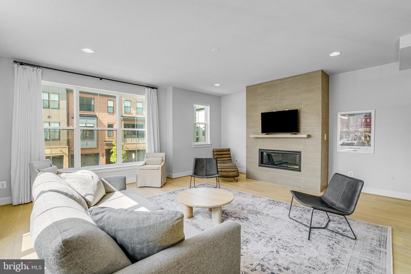 5525 VALMARANA WAY, ALEXANDRIA, Virginia 22312, 3 Bedrooms Bedrooms, ,3 BathroomsBathrooms,Residential,For sale,5525 VALMARANA WAY,VAFX2252950 MLS # VAFX2252950