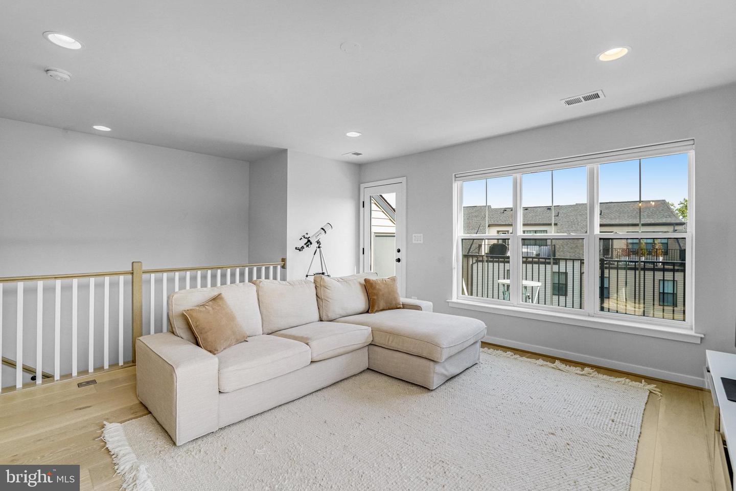 5525 VALMARANA WAY, ALEXANDRIA, Virginia 22312, 3 Bedrooms Bedrooms, ,3 BathroomsBathrooms,Residential,For sale,5525 VALMARANA WAY,VAFX2252950 MLS # VAFX2252950