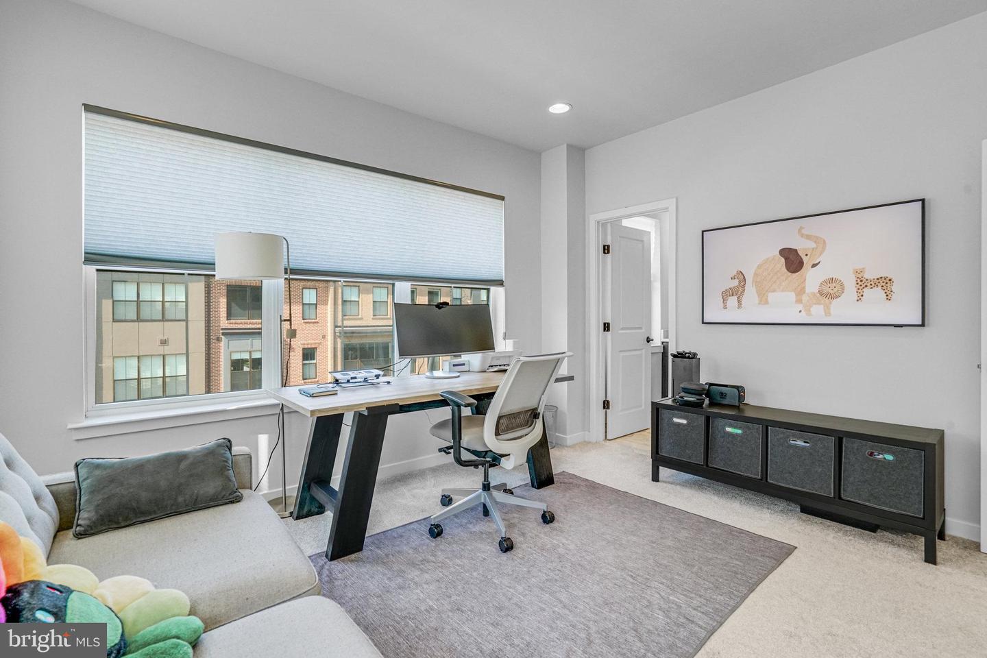 5525 VALMARANA WAY, ALEXANDRIA, Virginia 22312, 3 Bedrooms Bedrooms, ,3 BathroomsBathrooms,Residential,For sale,5525 VALMARANA WAY,VAFX2252950 MLS # VAFX2252950