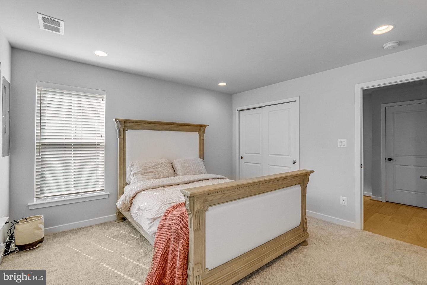 5525 VALMARANA WAY, ALEXANDRIA, Virginia 22312, 3 Bedrooms Bedrooms, ,3 BathroomsBathrooms,Residential,For sale,5525 VALMARANA WAY,VAFX2252950 MLS # VAFX2252950